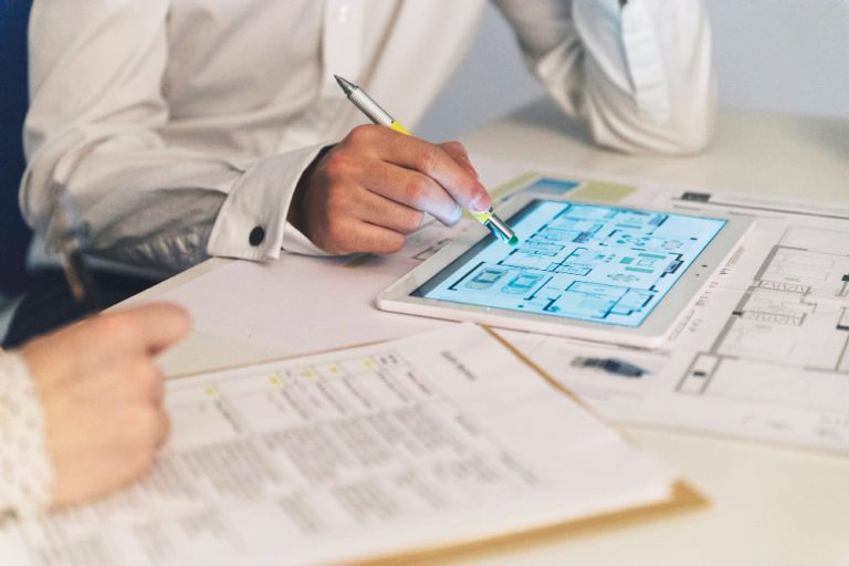 Las constructoras se apoyan en las nuevas tecnologías para hacer sus proyectos más eficientes y transparentes